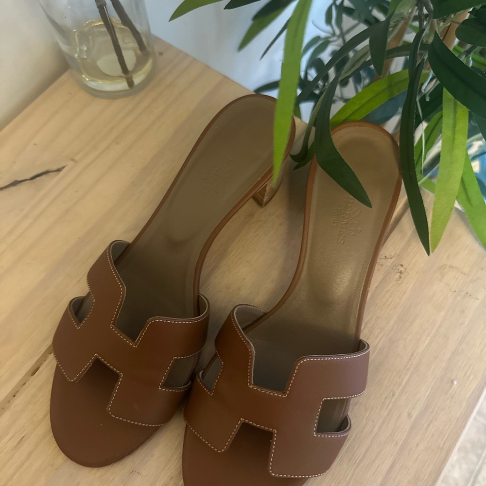 Hermes Tan Leather Women's Sandals